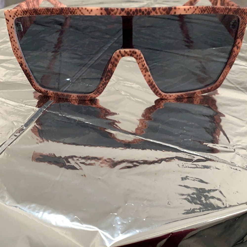 Brown snakeskin women’s wide frame sunglasses